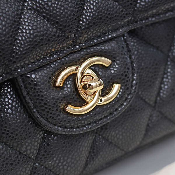 シャネルバッグ素材ディテール